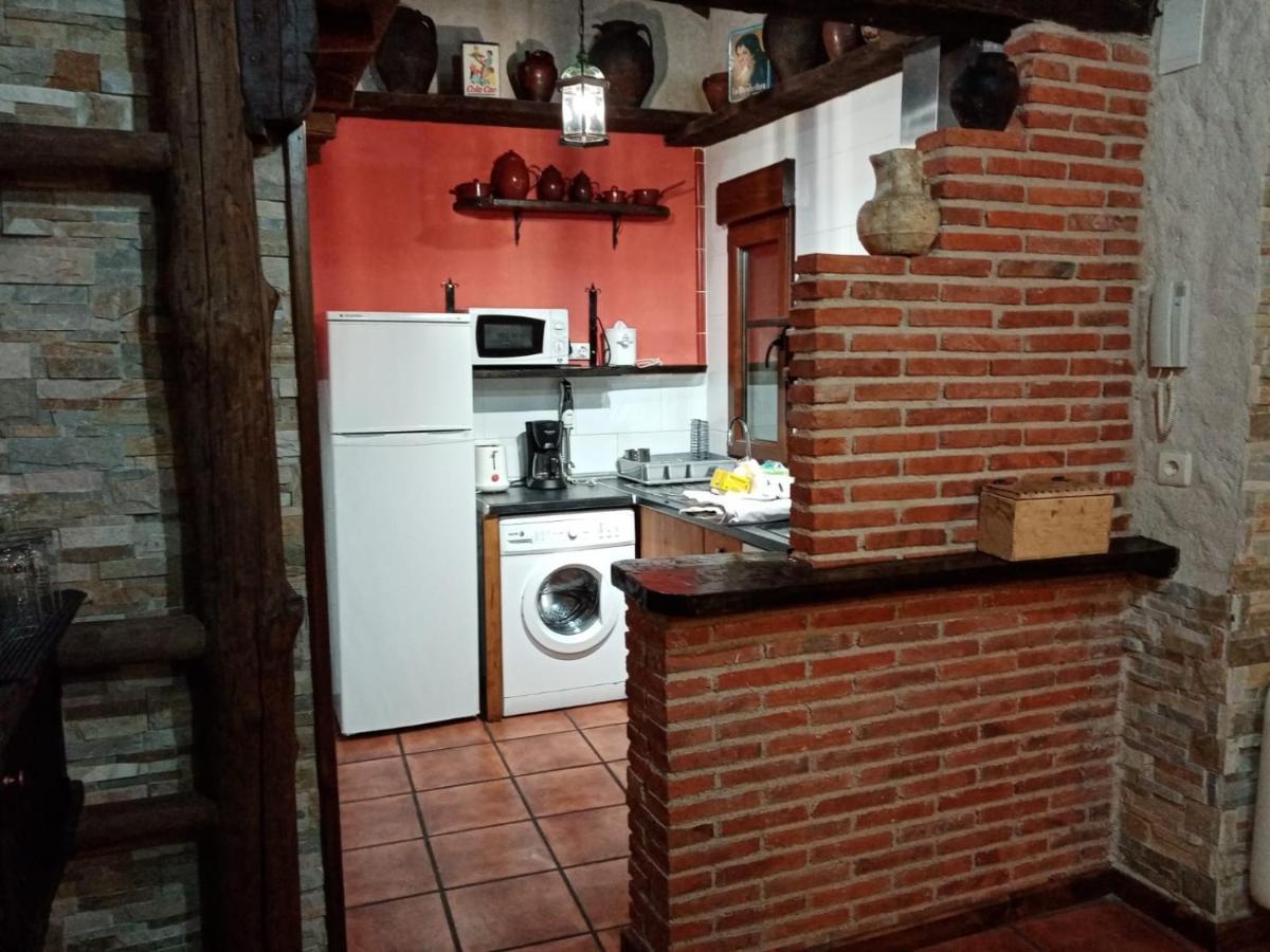 El Molino Apartment Sequeros Exterior photo